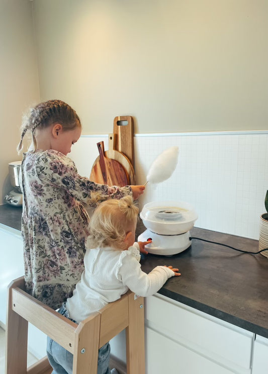 Hvit sukkerspinnmaskin - en drøm for barna!
